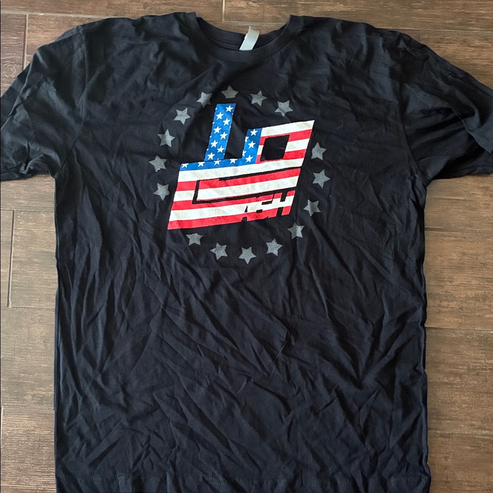 NWT Youth Lo Cash Black Graphic T-Shirt. XL but fits like a Large